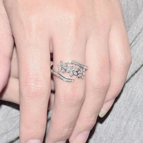 New Sterling Silver CZ Flower Open Ring - Picture 5 of 5